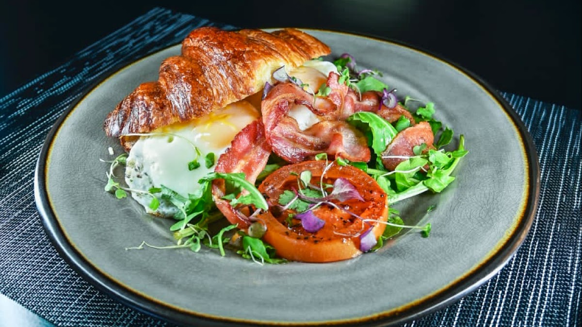 Beezle Bistro Photos 2